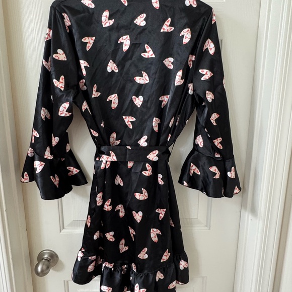 Black Robe with Pink Heart Pattern - Picture 2 of 2